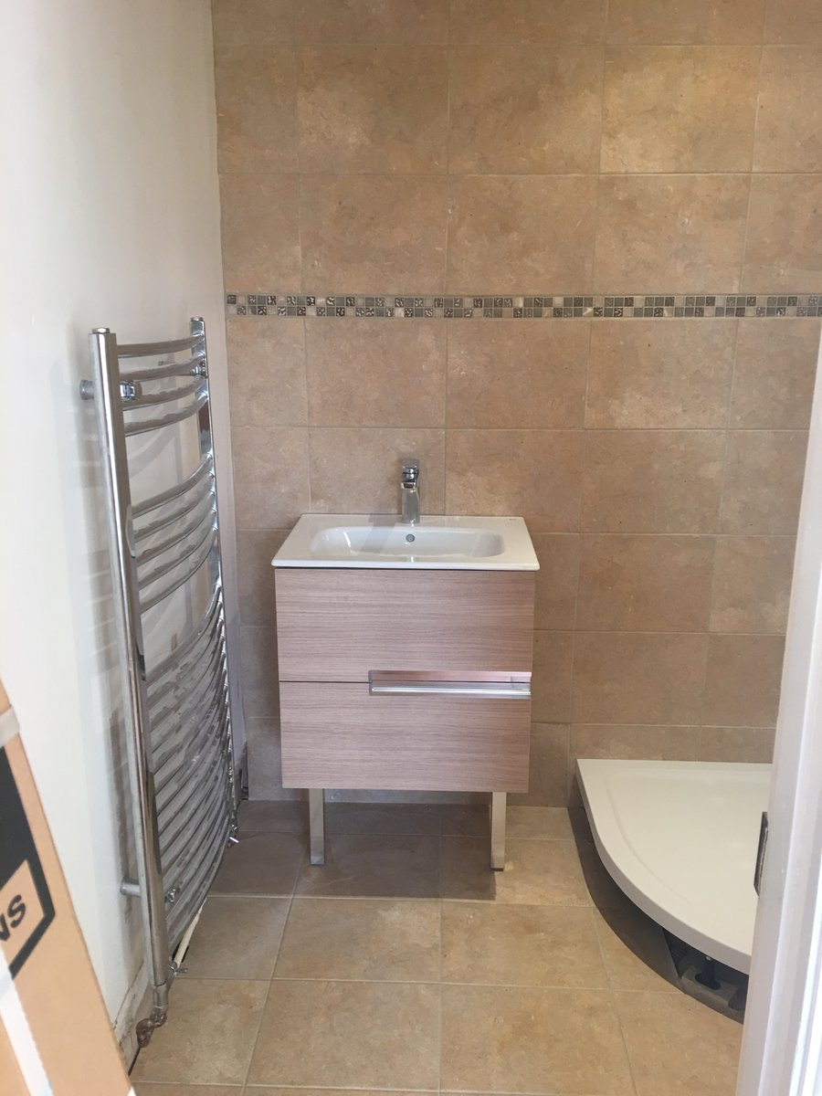 Image of bathroom en suite makeover mork 