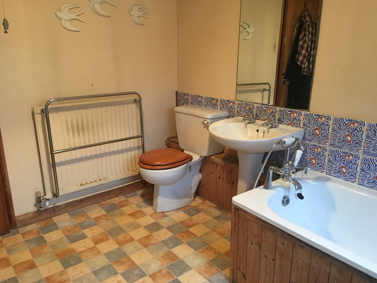 An image of bathroom renovation alteration devauden  goes here.