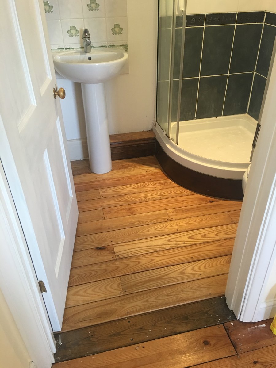 image shows: bathroom renovation stone floor mork 