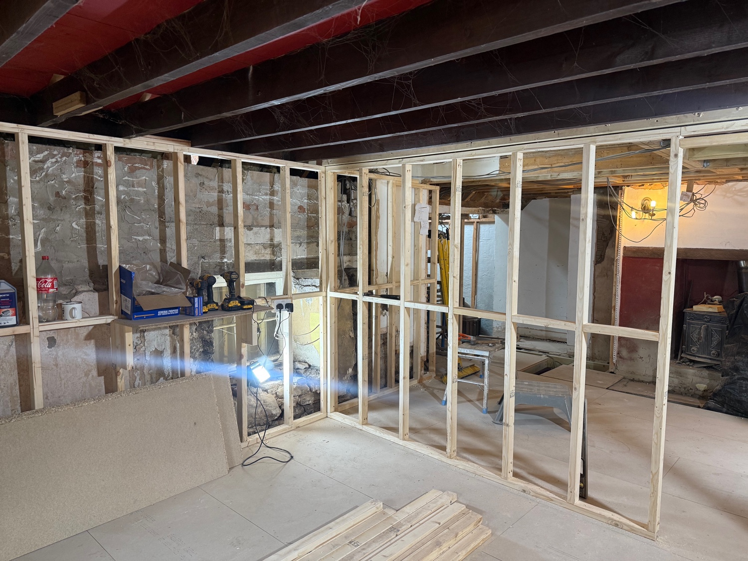 998: Click here for full sized Interior stud walls image and more information Interior stud wallsImage with link to high resolution version