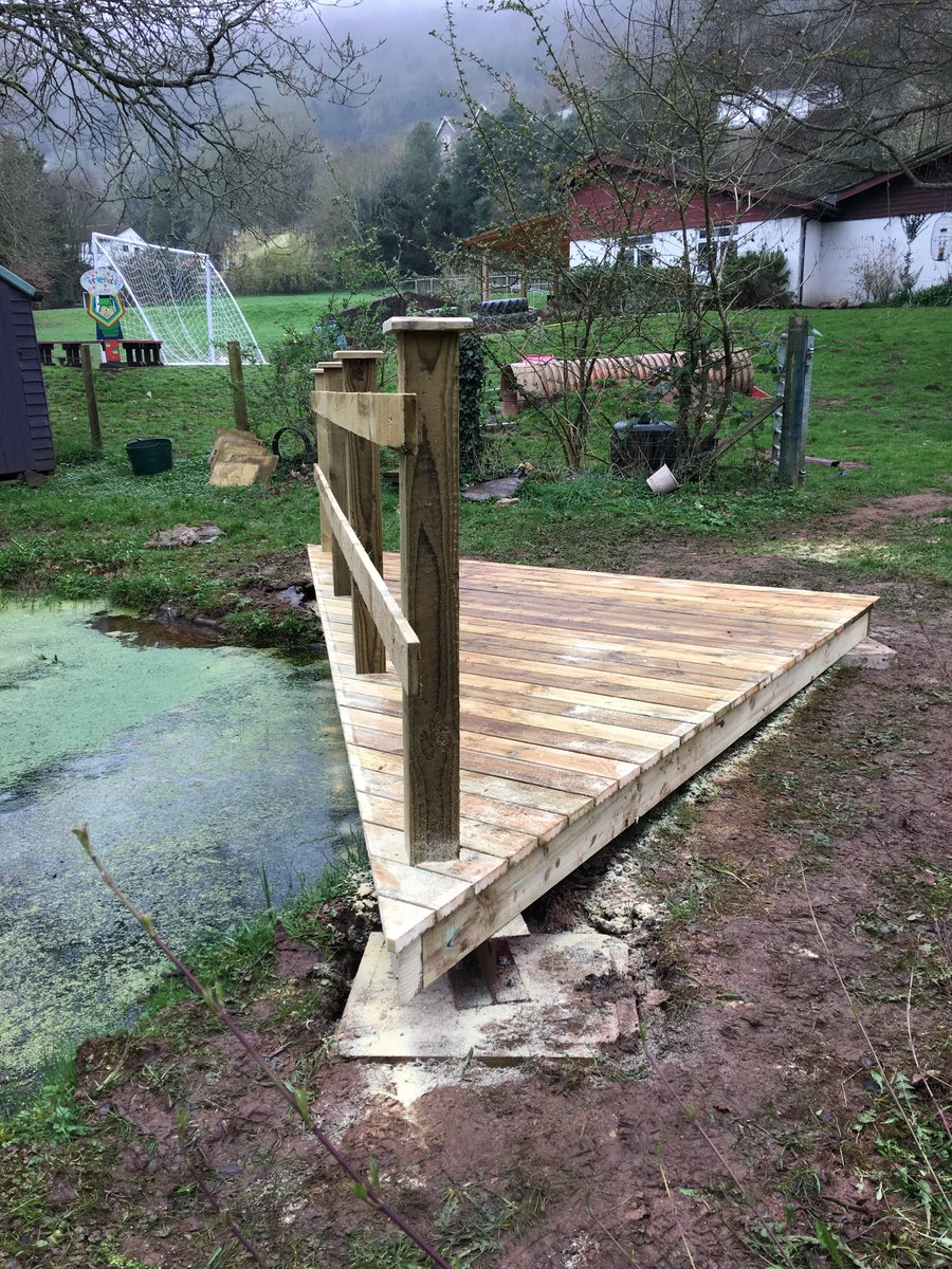 Click here to view the image of pond corner decking llandogo school at higher resolution. An image of pond corner decking llandogo school goes here.