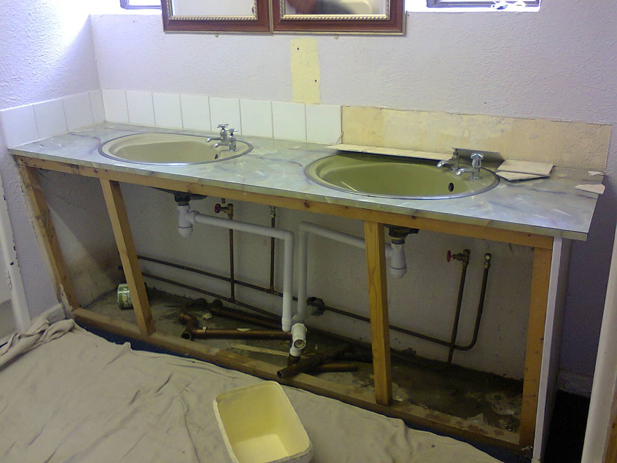 image shows: the sloop llandogo washroom renovation 