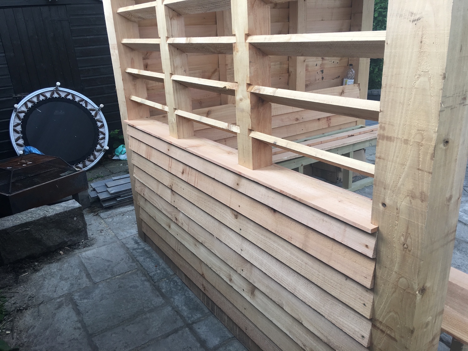 Timber garden seatingImage with link to high resolution version